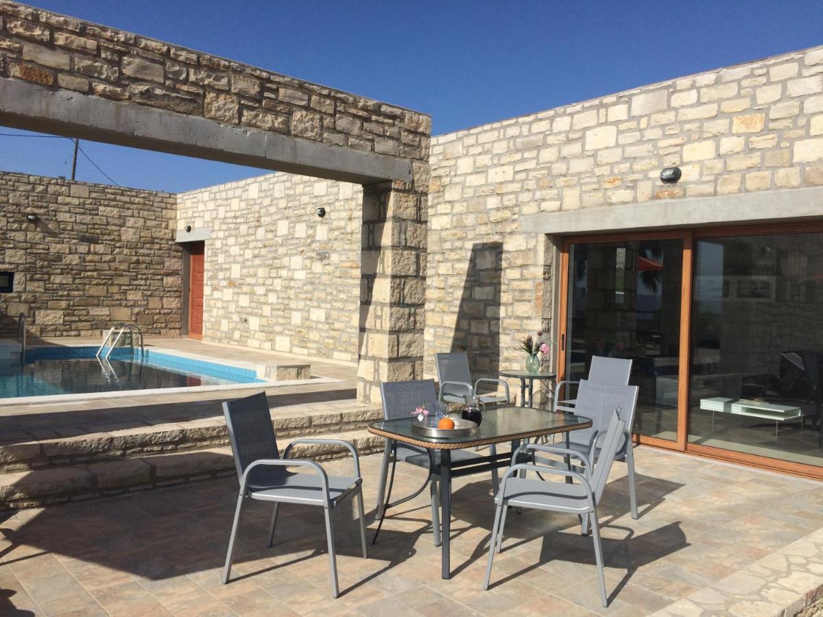 Villa Ypsilon Karoti  Exterior photo