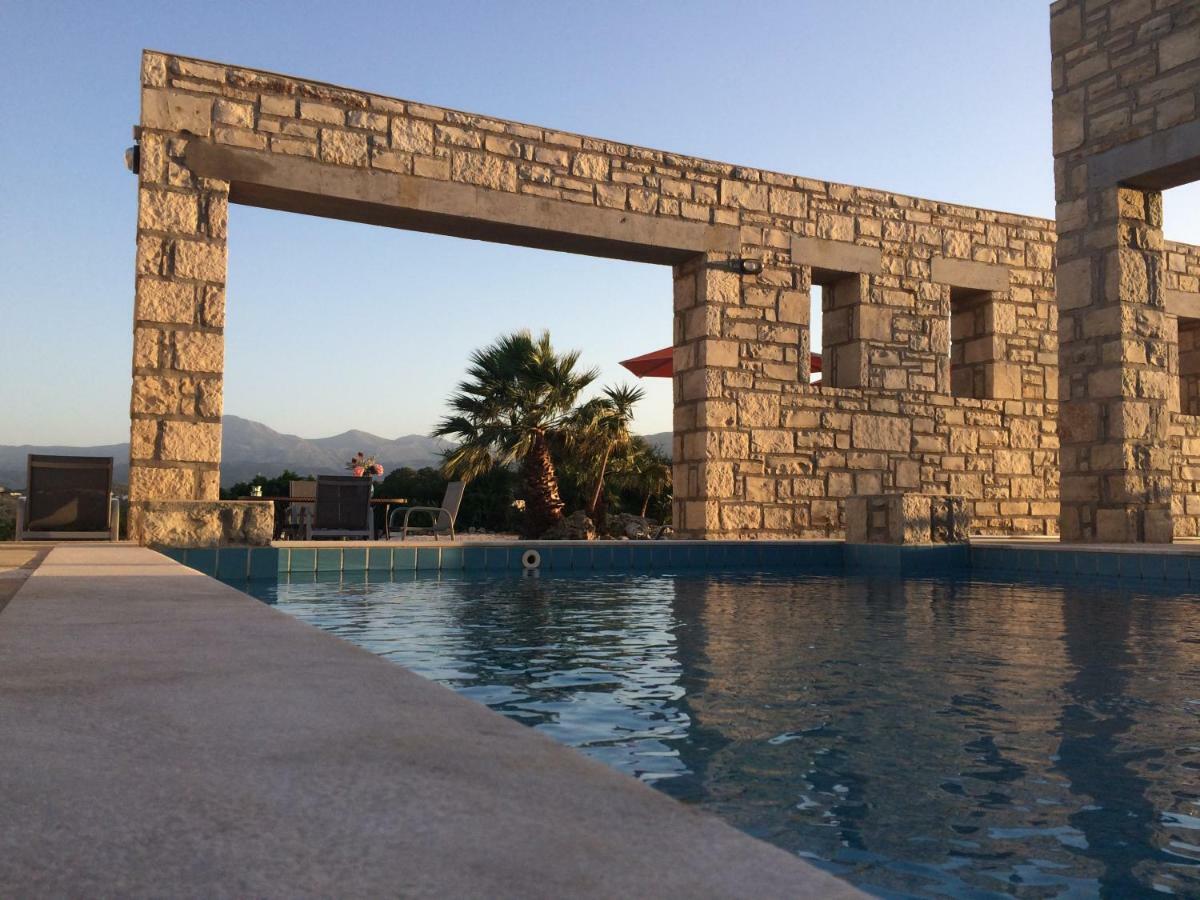 Villa Ypsilon Karoti  Exterior photo