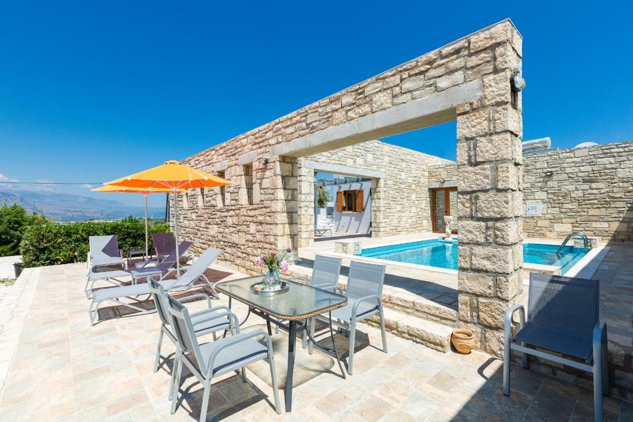 Villa Ypsilon Karoti  Exterior photo